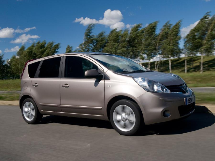  Nissan Note 2009 года  (фото 24 из 78)